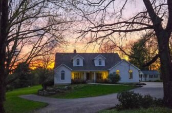 The Little Issues E-newsletter #466 – Life, laughter, and plenty of nice meals!